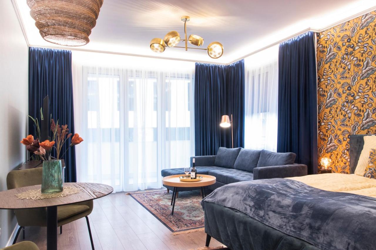 Grand Suites Corvin Budapesta Exterior foto