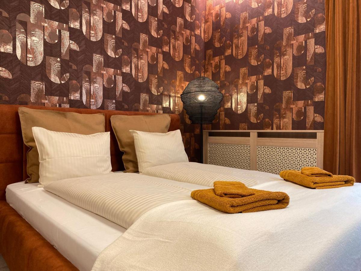 Grand Suites Corvin Budapesta Exterior foto