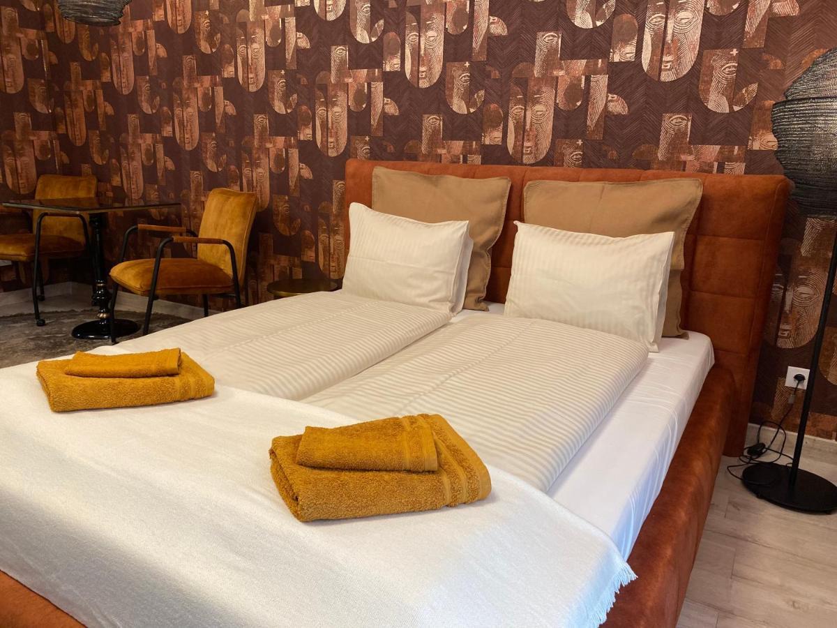 Grand Suites Corvin Budapesta Exterior foto