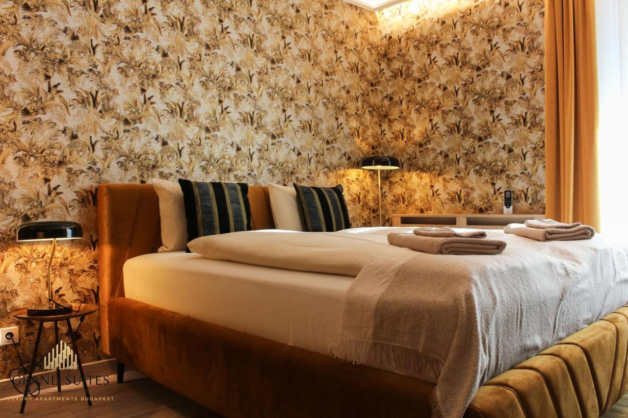 Grand Suites Corvin Budapesta Exterior foto