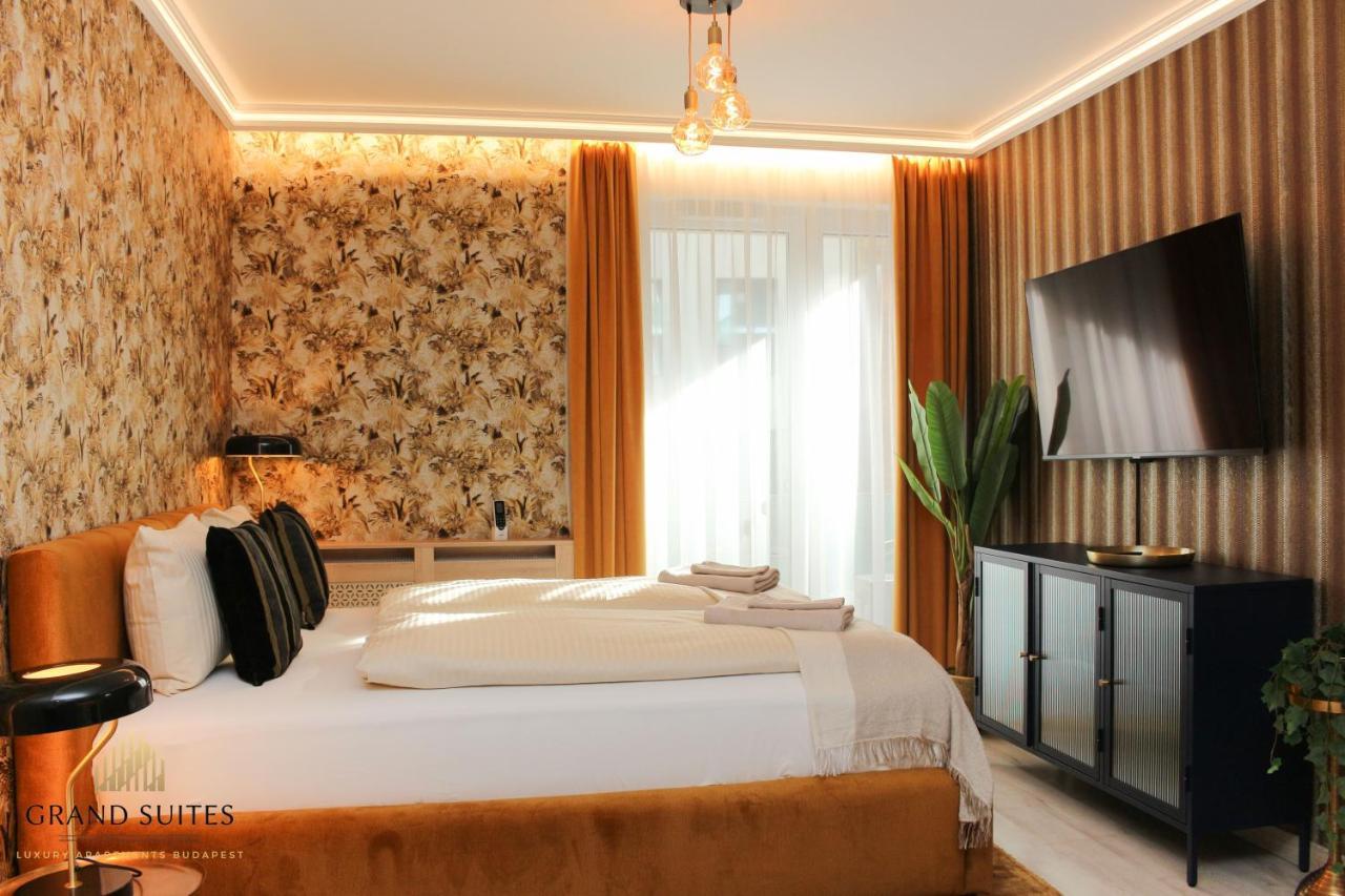 Grand Suites Corvin Budapesta Exterior foto