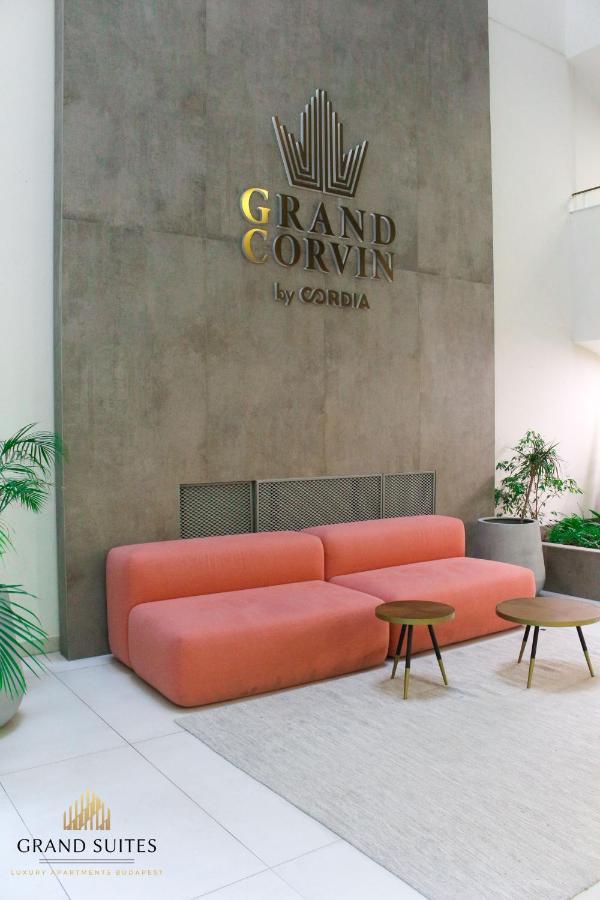 Grand Suites Corvin Budapesta Exterior foto