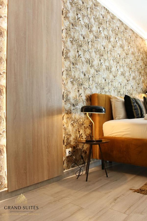 Grand Suites Corvin Budapesta Exterior foto