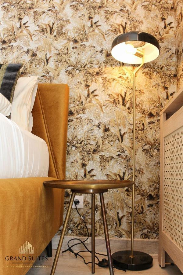 Grand Suites Corvin Budapesta Exterior foto